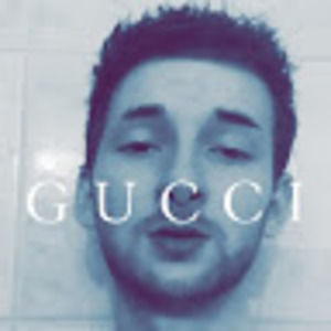 Meet your Posher, Aaron